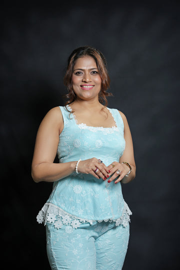 Sleeveless blue lace co-ord set