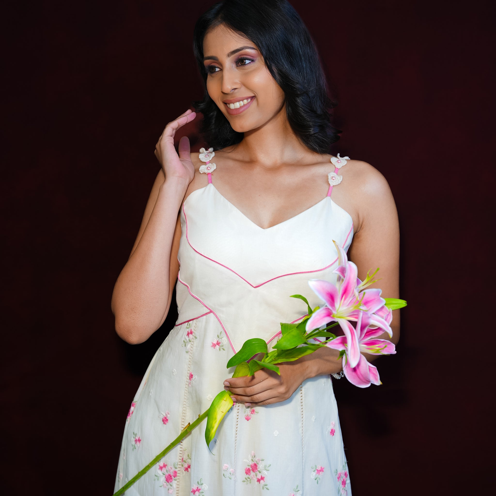 जashn pink one piece